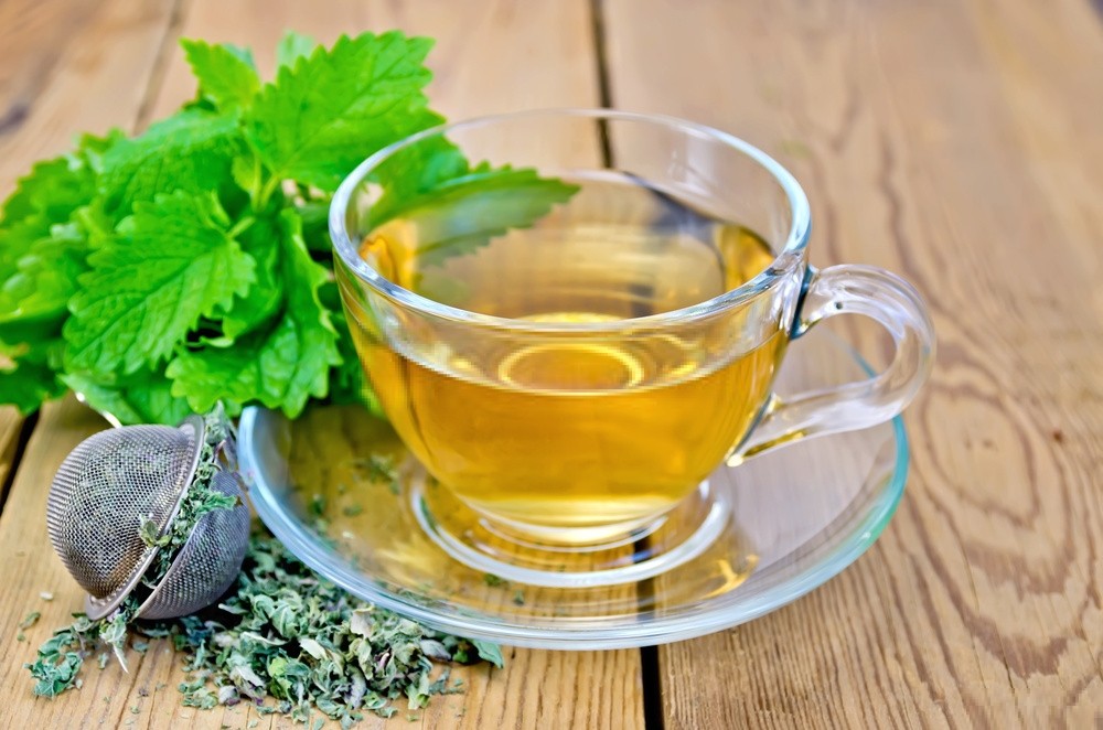 Benefícios Para Saúde do Chá de Erva Cidreira